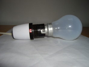 Comment changer la douille d'une ampoule ? Étapes et conseils