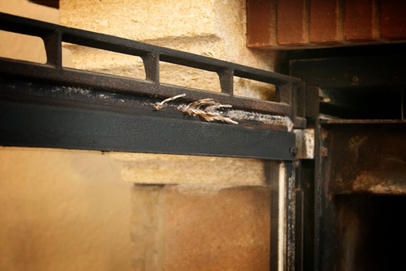 Comment changer le joint thermique d'une porte d'insert à bois 